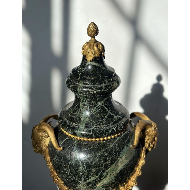 French Pair of French 19th Century Green Marble and Bronze Vases/Urns For Sale - Image 3 of 5