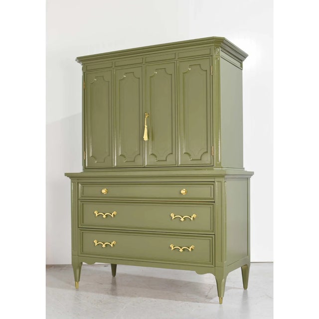 Mid Century Transitional Highboy Dresser by American of Martinsville in Olive Green - Newly Painted For Sale In Chicago - Image 6 of 13