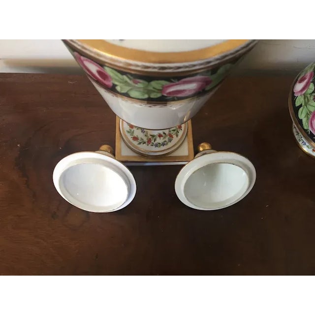 Antique 18th Century French Louis XVI Porcelain Urns with Covers - A Pair For Sale In New York - Image 6 of 13
