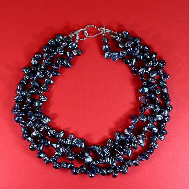 Ajd Elegant Peacock Keshi Pearl Three Strand Necklace For Sale In Raleigh - Image 6 of 6