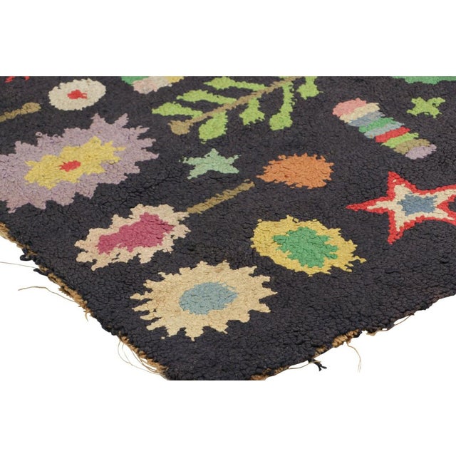 Antique Hooked Rug in Black With Polychromatic All Over Patterns | Rug & Kilim For Sale In New York - Image 6 of 7