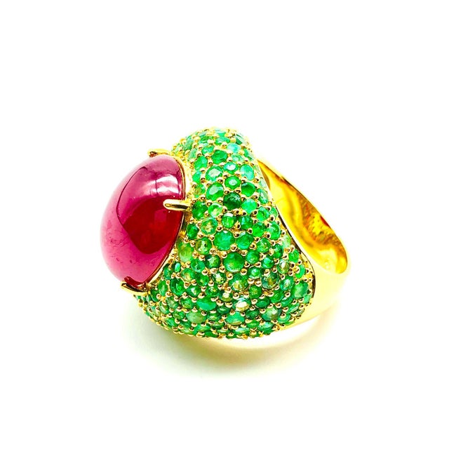Early 21st Century Bochic "Orient" Vintage Ruby & Emerald Cocktail Ring Set In 18K Gold & Silver For Sale - Image 5 of 18