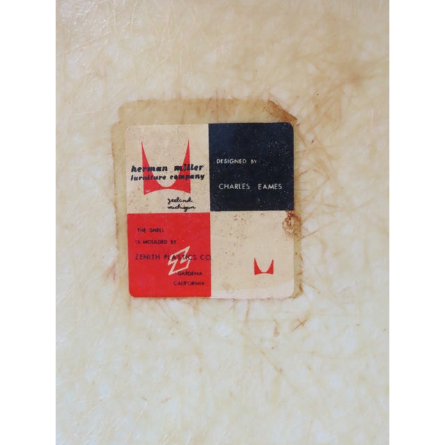 Herman Miller Eames Fiberglass Shell Rocking Chair 1960s Parchment Color 6641 For Sale In Miami - Image 6 of 18