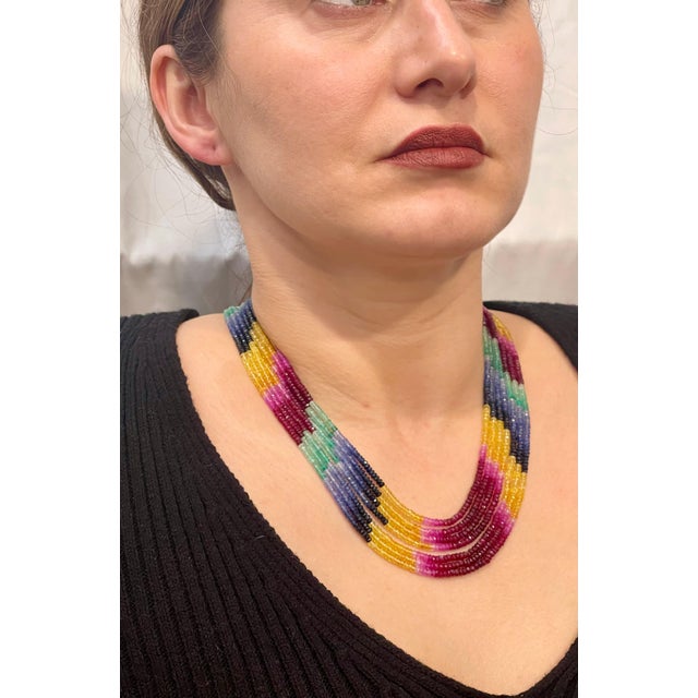 200 Ct 7 Layer Natural Emerald Ruby & Sapphire Bead Necklace 14k Gold Adjustable For Sale - Image 14 of 18