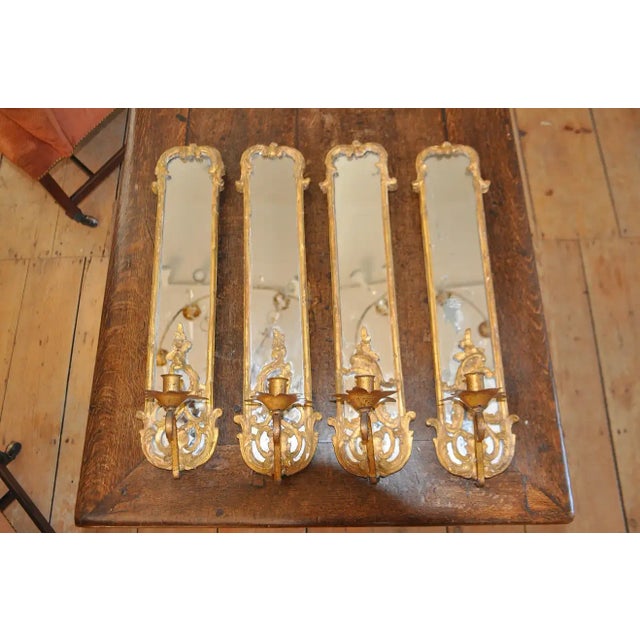 Set of Four 19th Century Rococo Giltwood Mirrored Sconces For Sale - Image 4 of 5