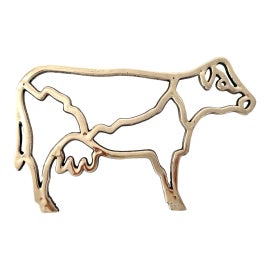 Example of Figurative Trivets