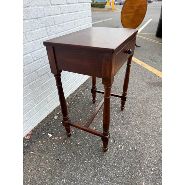 Pair of Vintage Sheraton Style 1 Drawer Side Tables by Bombay Co. For Sale - Image 13 of 18