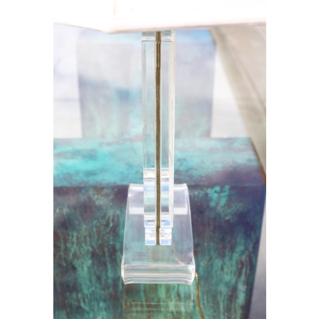 1970s Vintage Lucite Pagoda Table Lamp For Sale - Image 5 of 11