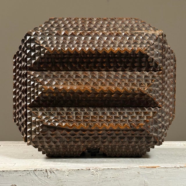 Victorian Antique Chip Carved 5 Layer Tramp Art Box With Yankee Victors Collage For Sale - Image 3 of 12