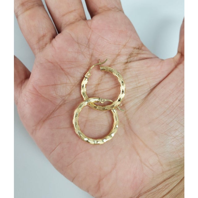 Ruby Diamond Halo Engagement Ring 1.25cttw 14k Yellow Gold, Size 6 For Sale - Image 10 of 10