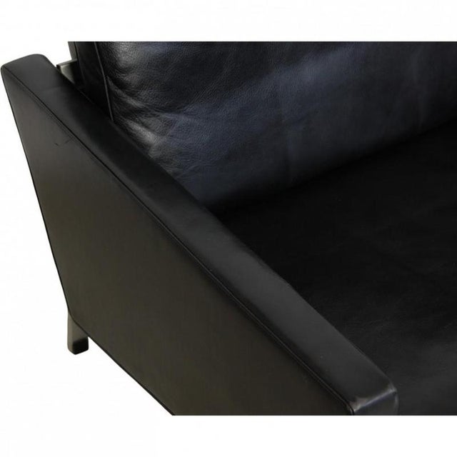 PK31 2-Seater Sofa in Black Aura Leather by Poul Kjærholm, 1985 For Sale - Image 13 of 18