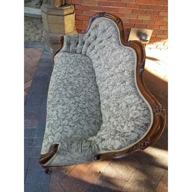 Early 20th Century Rare Victorian Tufted Love Seat in Walnut Frame For Sale - Image 12 of 15