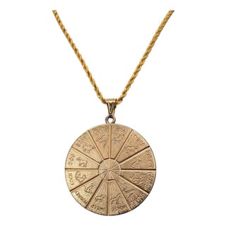 Vintage 1970s Signed Napier Goldtone Round Horoscope Pendant Necklace For Sale