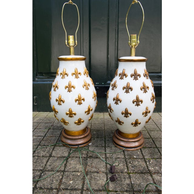 Mid-Century Modern 1960s Large Ceramic Fleur De Lis Lamps - A Pair For Sale - Image 3 of 13