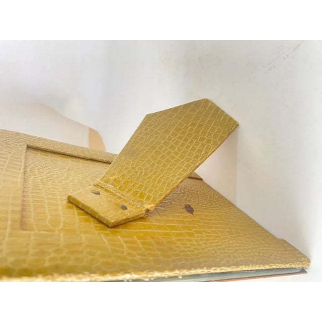 1930s Art Deco Picture Frame in Pink, France, 1930s For Sale - Image 5 of 10