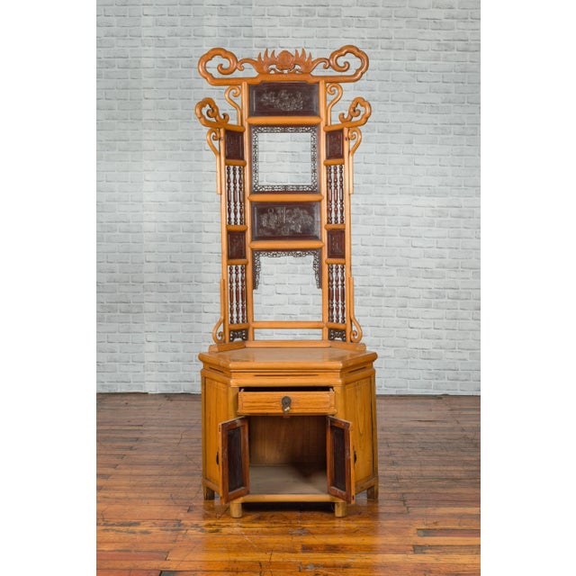 Chinese Qing Dynasty 19th Century Bamboo Washstand with Lacquered Panels For Sale - Image 4 of 13