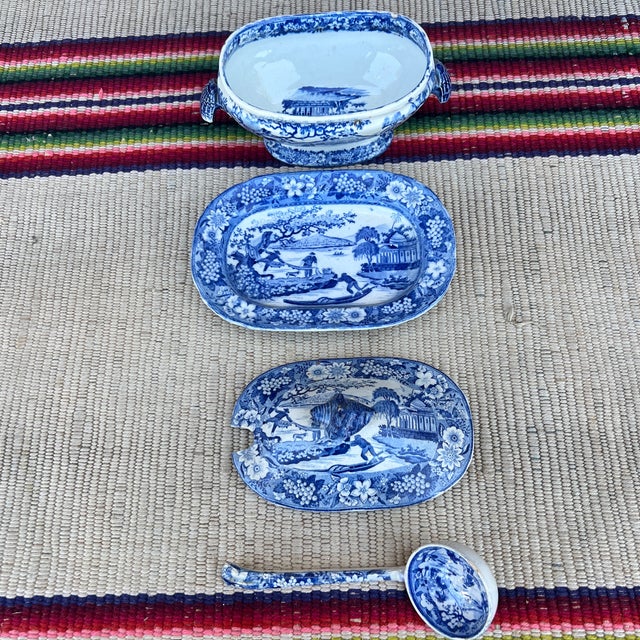 A Antique Pearlware Blue Transfer Decorated Sauce Tureen W/Lid and Tray. Circa 1820's For Sale - Image 4 of 12