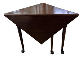 Example of Drop-Leaf and Pembroke Tables