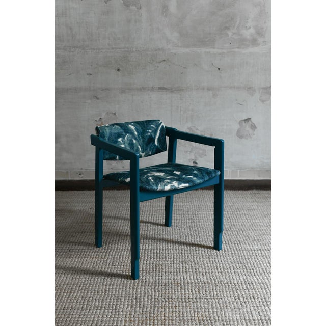 Set of six 1960s lacquered wood chairs Product Details with cushions upholstered in Dedar fabric – model “Into the forest”...