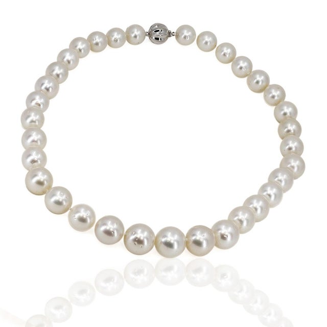 South Sea Pearl Necklace with 33 pearls frokm 10.8 to 15mm 18k clasp.