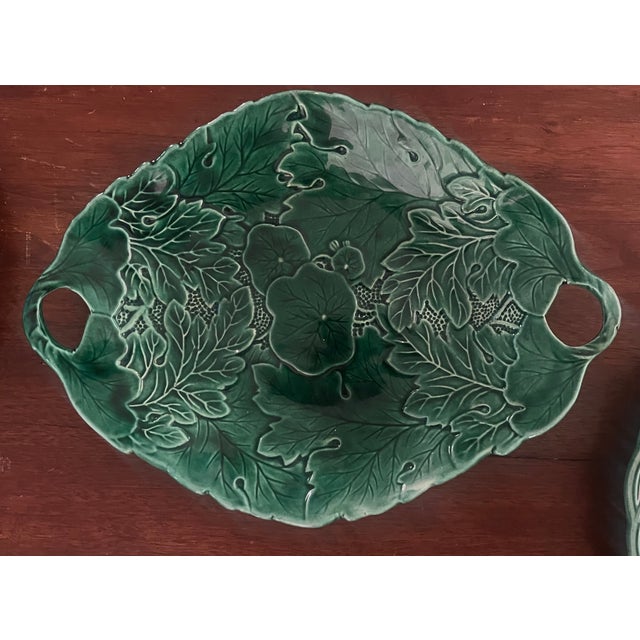 Antique English Green Majolica Bread Basket and Wall Plates- Set of 3 For Sale - Image 10 of 16