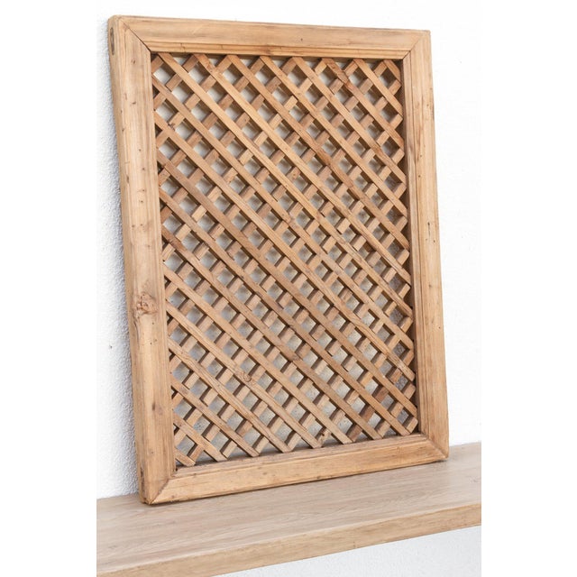 The Classic Grid, Antique Lattice Screen For Sale - Image 4 of 7