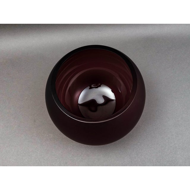 Glass Mid 20th Century Movado Crystal Signed Amethyst Satin Art Glass Centerpiece Bowl Vase For Sale - Image 7 of 10