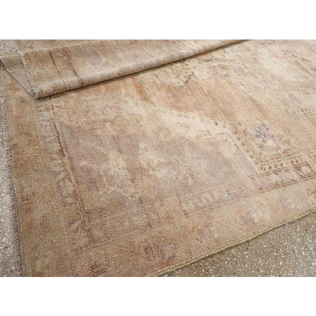 Galerie Shabab Collection Mid-20th Century Turkish Anatolian Accent Rug For Sale - Image 10 of 10