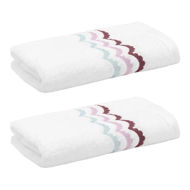 Celerie Kemble + Hamburg House Whimsical Wine Scallop Hand Towel - Set of 2 For Sale