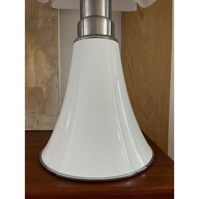 Pipistrello Table Lamp by Gae Aulenti for Martinelli Luce For Sale - Image 4 of 9