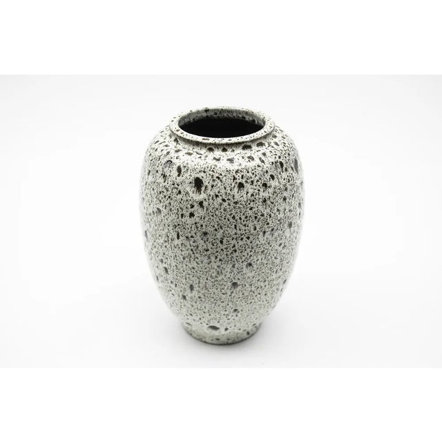 Studio Ceramic Vase by Elly Kuch for Wilhelm & Elly KUCH, 1960s, Germany The vase offered here is the largest in the photo...