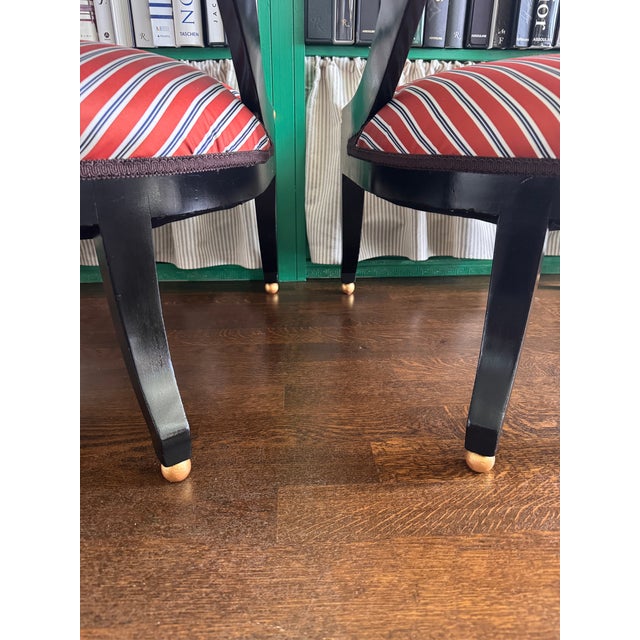 1960s Pair of Regency Spoon Back Chairs For Sale In New York - Image 6 of 11