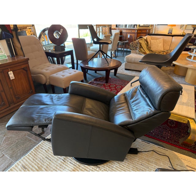 Contemporary Fjords Power Swivel Recliner For Sale - Image 3 of 12