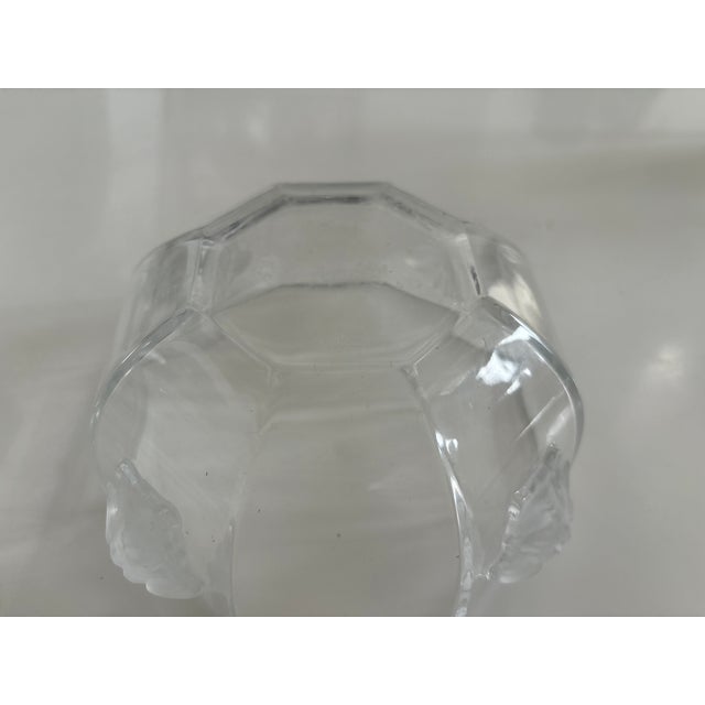 Unique Versace bowl with three Medusa heads on the bowl. Heavy and thick glass it’s stunning. The options to make use of...