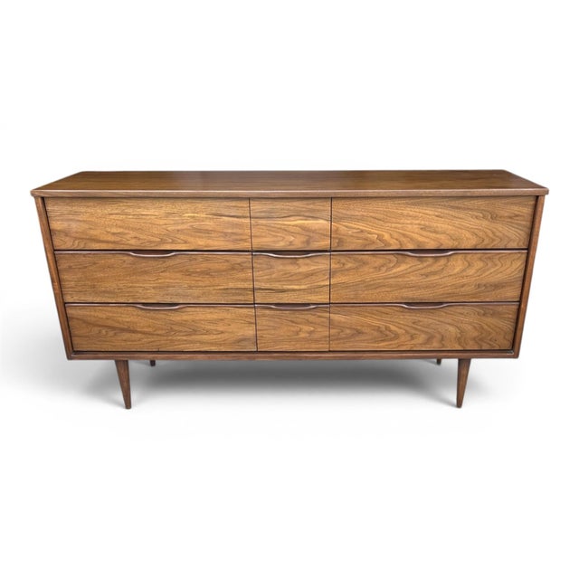 Mid-Century Modern Restored Mid-Century Modern Walnut 9-Drawer Dresser With Recessed Pulls For Sale - Image 3 of 12