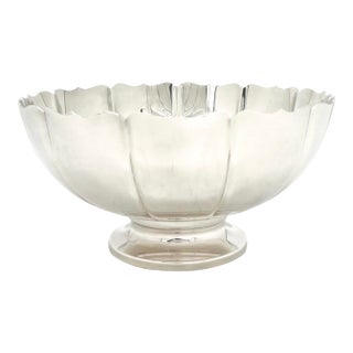 Mid-Century “Dublin” by Fisher Silverplate Pedestal Bowl – Fluted Tulip Form / Hollywood Regency For Sale