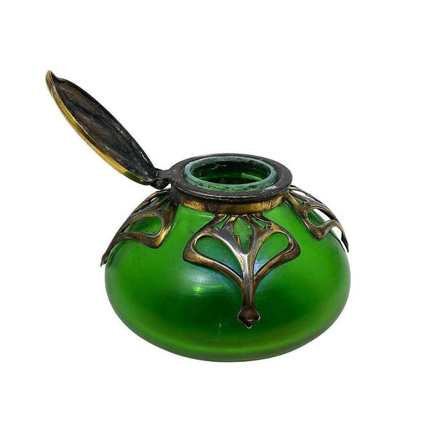 Art Nouveau Green Iridescent Art Glass Inkwell, 1900s For Sale - Image 3 of 8