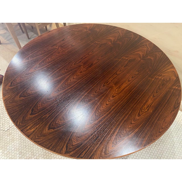1960s Fantastic Rosewood Grain Attributed to Florence Knoll 1960s 54” Circular Dining Conference Table For Sale - Image 5 of 12