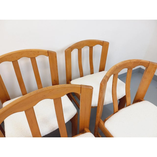 Vintage Chairs in Elm Wood and Bouclé Fabric, 1960s, Set of 6 For Sale - Image 14 of 18