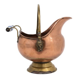 Vintage Dutch Copper & Brass Coal Scuttle With Delft‑Style Handle & Lion Masks For Sale