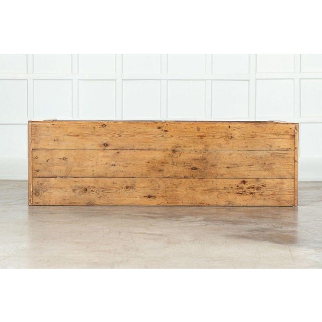 Late 19th Century English Pine Dresser Base, 1890 For Sale - Image 5 of 14