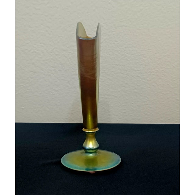 Steuben Antique Frederick Carder Steuben Gold Aurene Green Leaf Vine Art Nouveau Fan Vase #6297 For Sale - Image 4 of 12