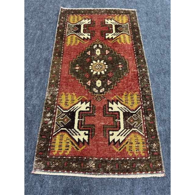 Turkish Yastik Rug 1'6" x 2'10" For Sale - Image 4 of 5