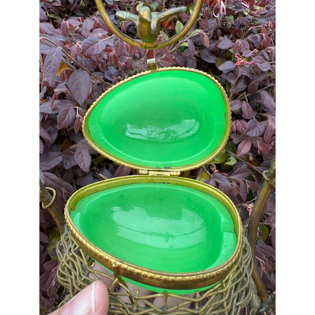 19th Century Antique French Uranium Opaline Egg Casket in Gilt Nest and Ivy Canopy Stand, Palais-Royal Taste For Sale - Image 5 of 15