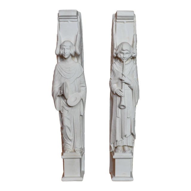 1980s Pair 2 Facsimiles LTD Gothic Angel Cymbal Horn 13 1/4" Plaster Hanging Column For Sale