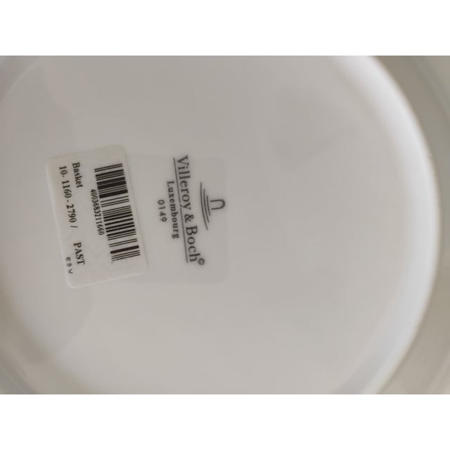 Ceramic 1990s Villeroy & Boch Basket Pattern Large Pasta/Soup Bowl- Set of 8 For Sale - Image 7 of 7