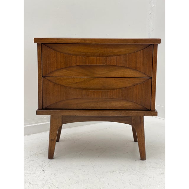 Mid-Century Modern Sculptural Nightstand For Sale - Image 12 of 12