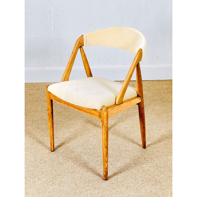 Brown Oak Model 31 Dining Chairs, Denmark, 1960s, Set of 4 For Sale - Image 8 of 12