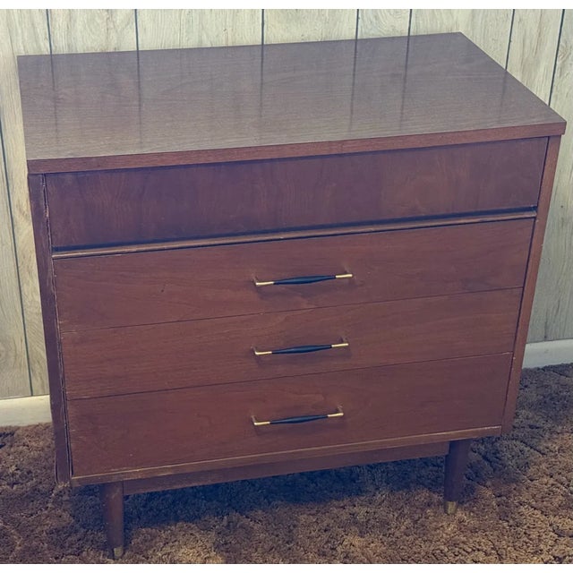 Vintage Mid-Century Modern Walnut 3-Drawer Lowboy Dresser With Brass-Capped Legs and Stylish Black-Gold Handles For Sale - Image 13 of 16