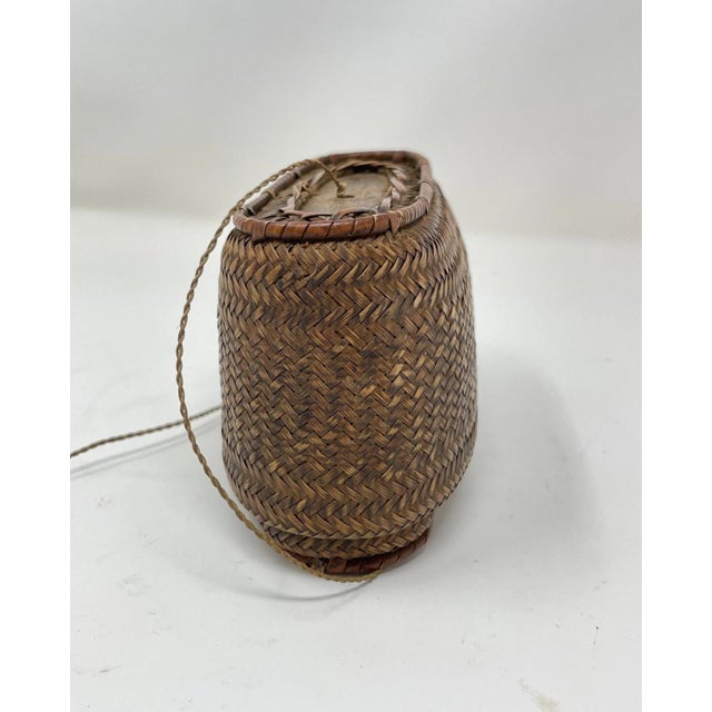 1930s Vintage Southeast Asian Tobacco Storage Bamboo Basket. For Sale - Image 5 of 13